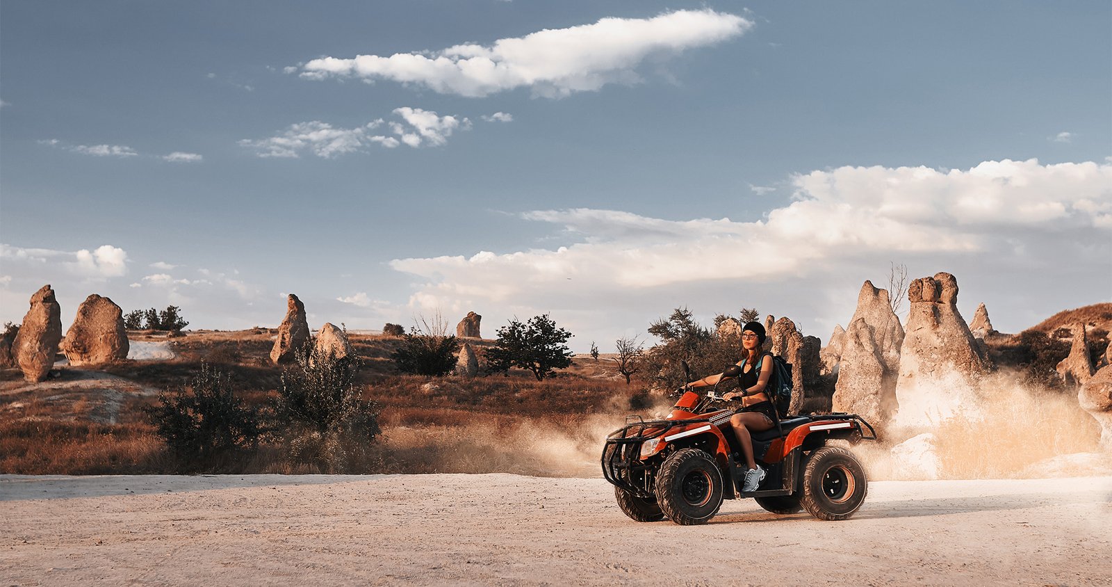 Descubra los Llanos de Capadocia en cuatriciclo